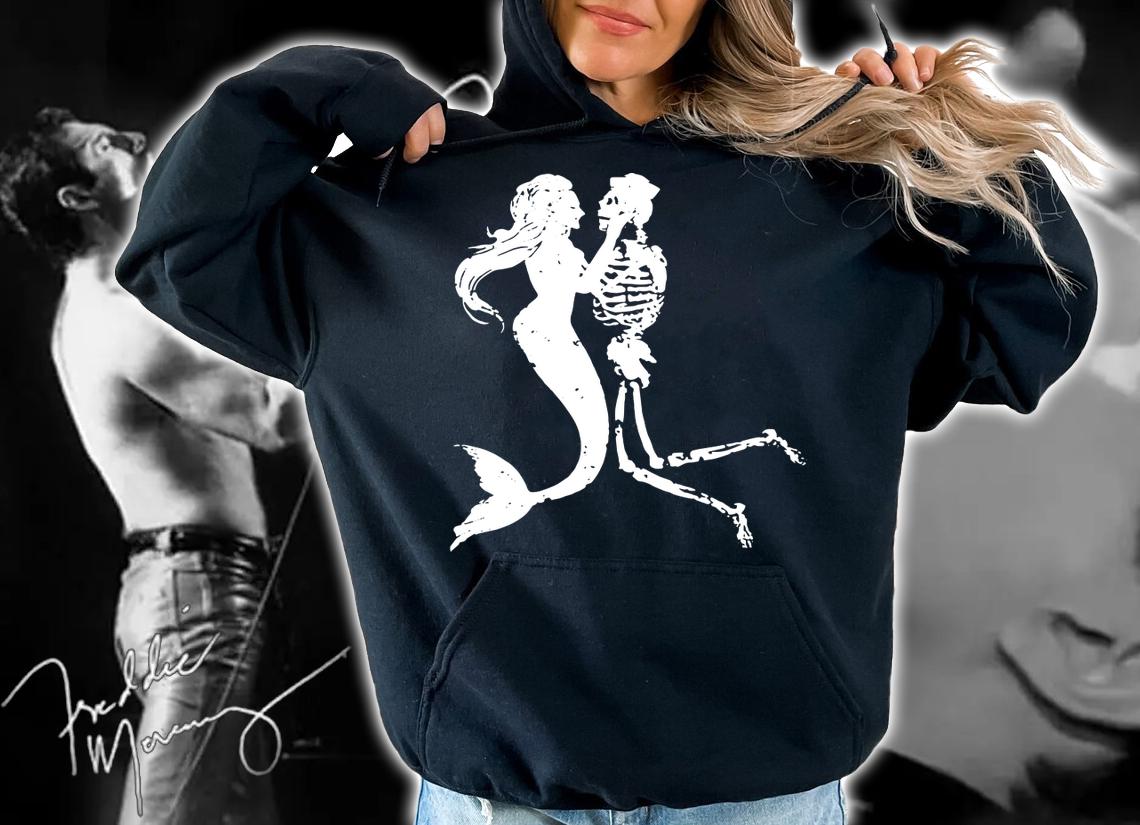 Mermaid Skeleton Skull Graphic Under the Sea Lovers t-shirt hoodie