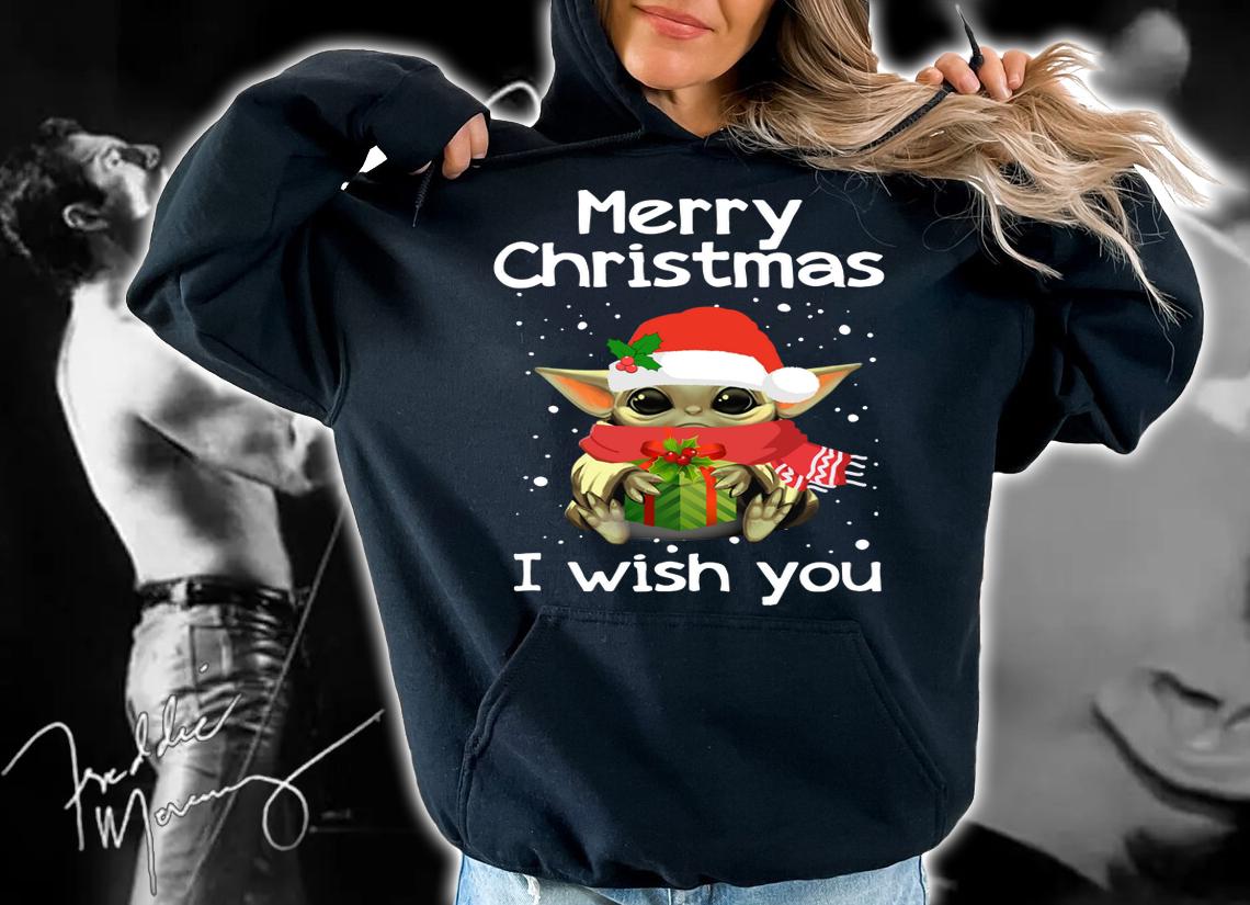 Baby Yoda Hug Christmas Gift Box t-shirt hoodie