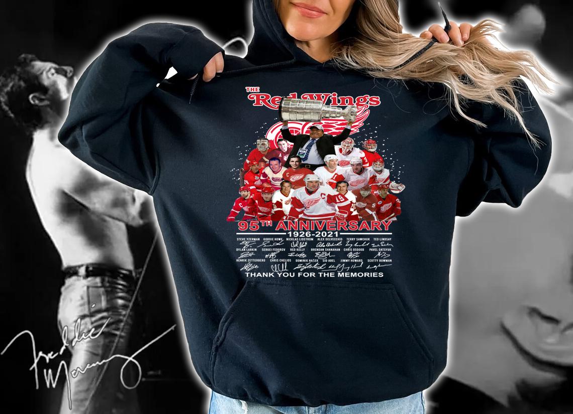 The Detroit Red Wings 95th Anniversary 1926 2021 SignaturesThe Detroit Red Wings 95th Anniversary 1926 2021 Signatures t-shirt hoodie