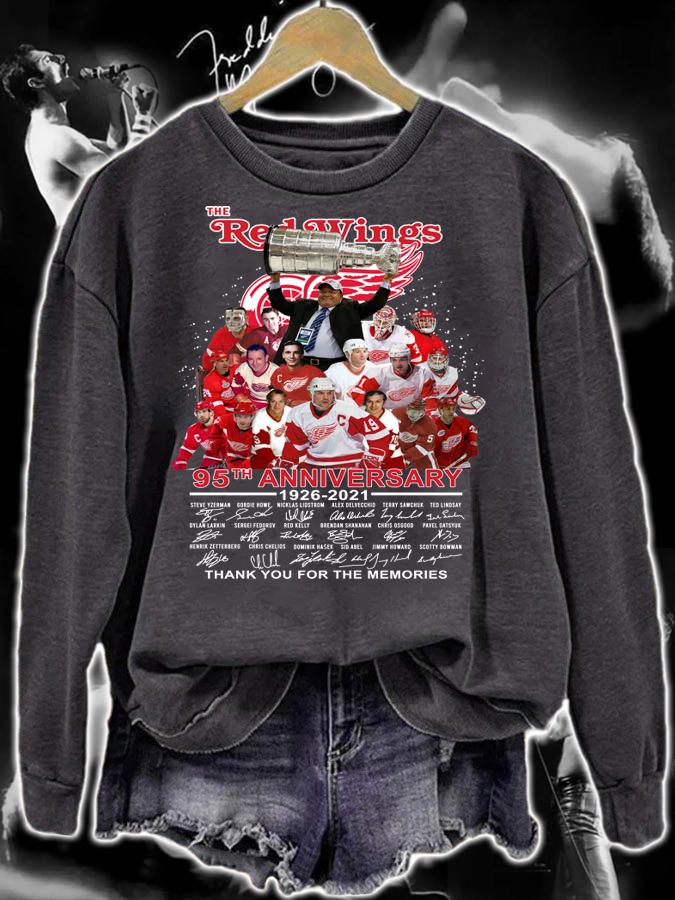 The Detroit Red Wings 95th Anniversary 1926 2021 SignaturesThe Detroit Red Wings 95th Anniversary 1926 2021 Signatures t-shirt sweatshirt