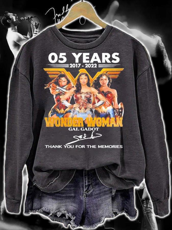 05 Years 2017-2022 Wonder Woman Gal Gadot Signatures Thank You For The Memories Shirt t-shirt sweatshirt