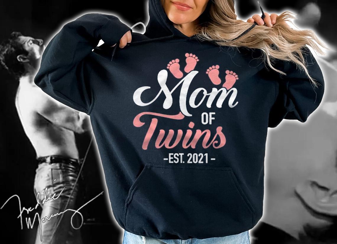 Mom Of Twins Est 2021 Ver2 shirt t-shirt