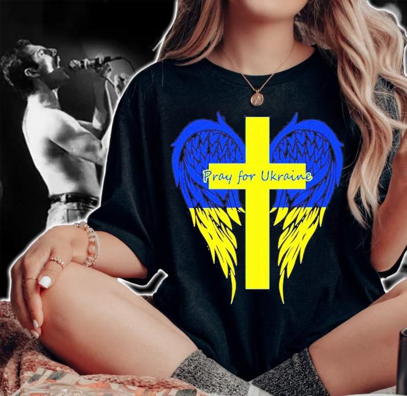 Pray For Ukraine Shirt t-shirt
