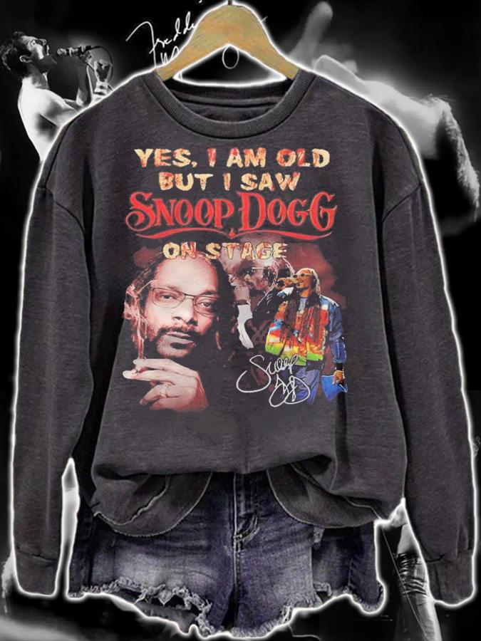 Yes I Am Old But I Saw Snoop Dogg On Stage Signatures Shirt t-shirt sweatshirt