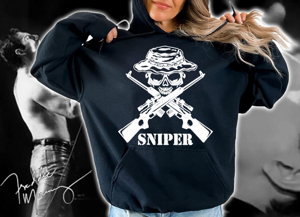 Mens Sniper Cross Rifle Skull Emblem T-Shirt t-shirt