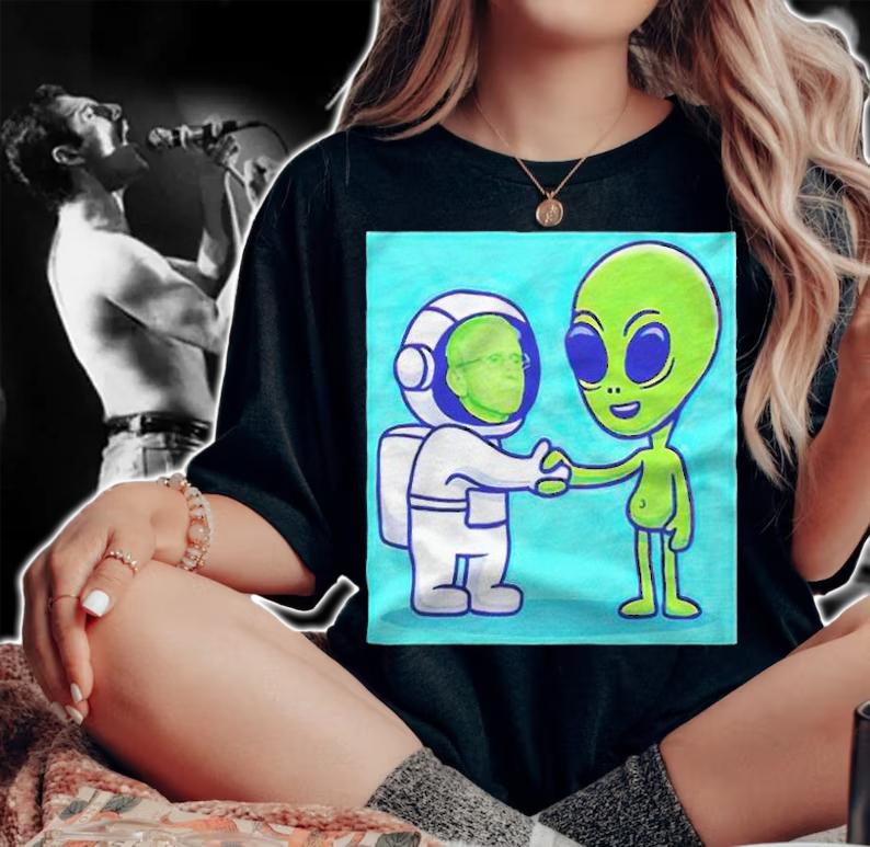 Fauci Alien UFO funny T-shirt t-shirt woman shirt