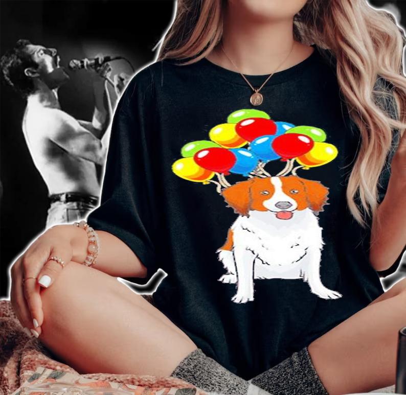 Kooikerhondje With Ballons T-Shirt t-shirt woman shirt