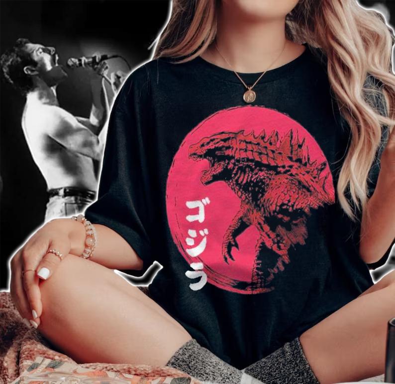Red sun Kaiju Japanese style T-shirt woman shirt