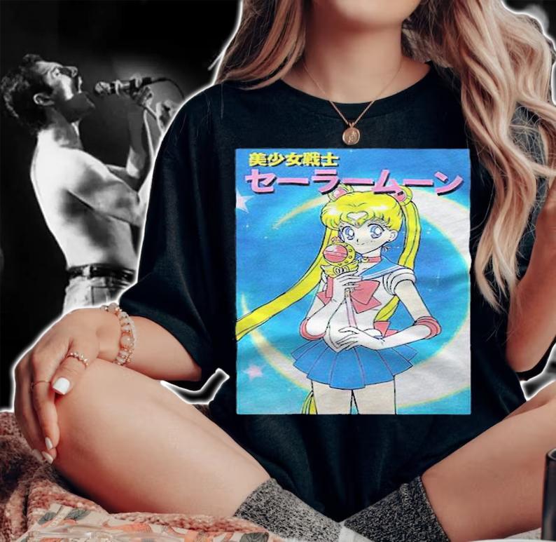 Sailor Moon portrait poster 2021 T-shirt woman shirt
