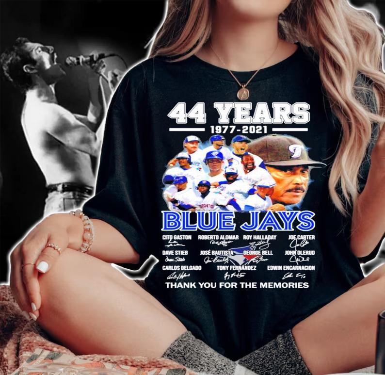 44 years 1977-2021 Blue Jays all team signatures shirt woman shirt