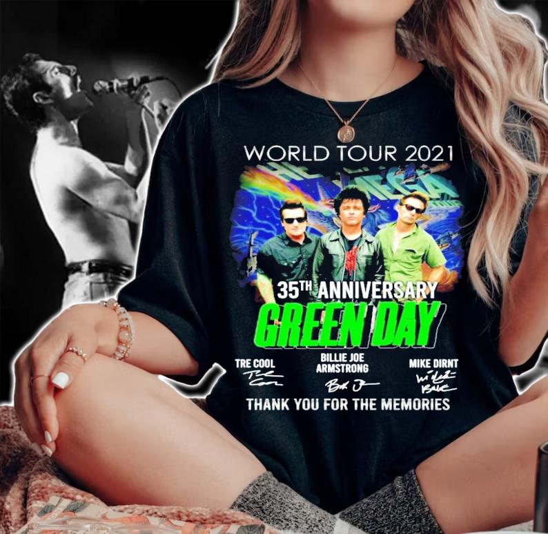 World tour 2021 35th anniversary Green Day anniversary signatures shirt woman shirt