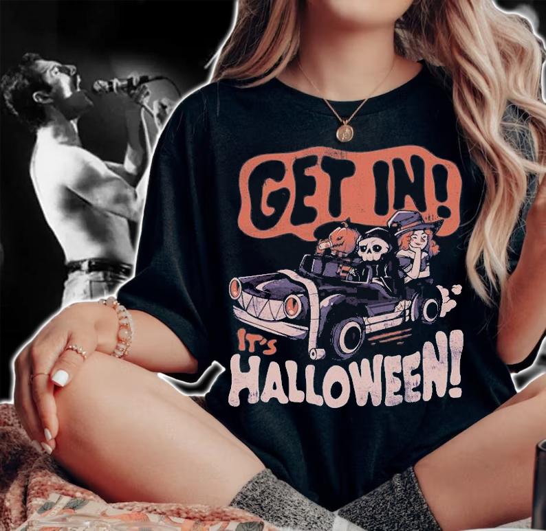 Get in its halloween pumpkin skull gift shirt