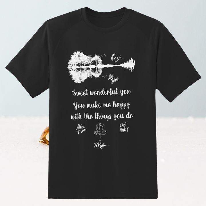 Premium Fleetwood Mac Rumours Sweet Wonderful You Make Loving Fun Signature T-Shirt