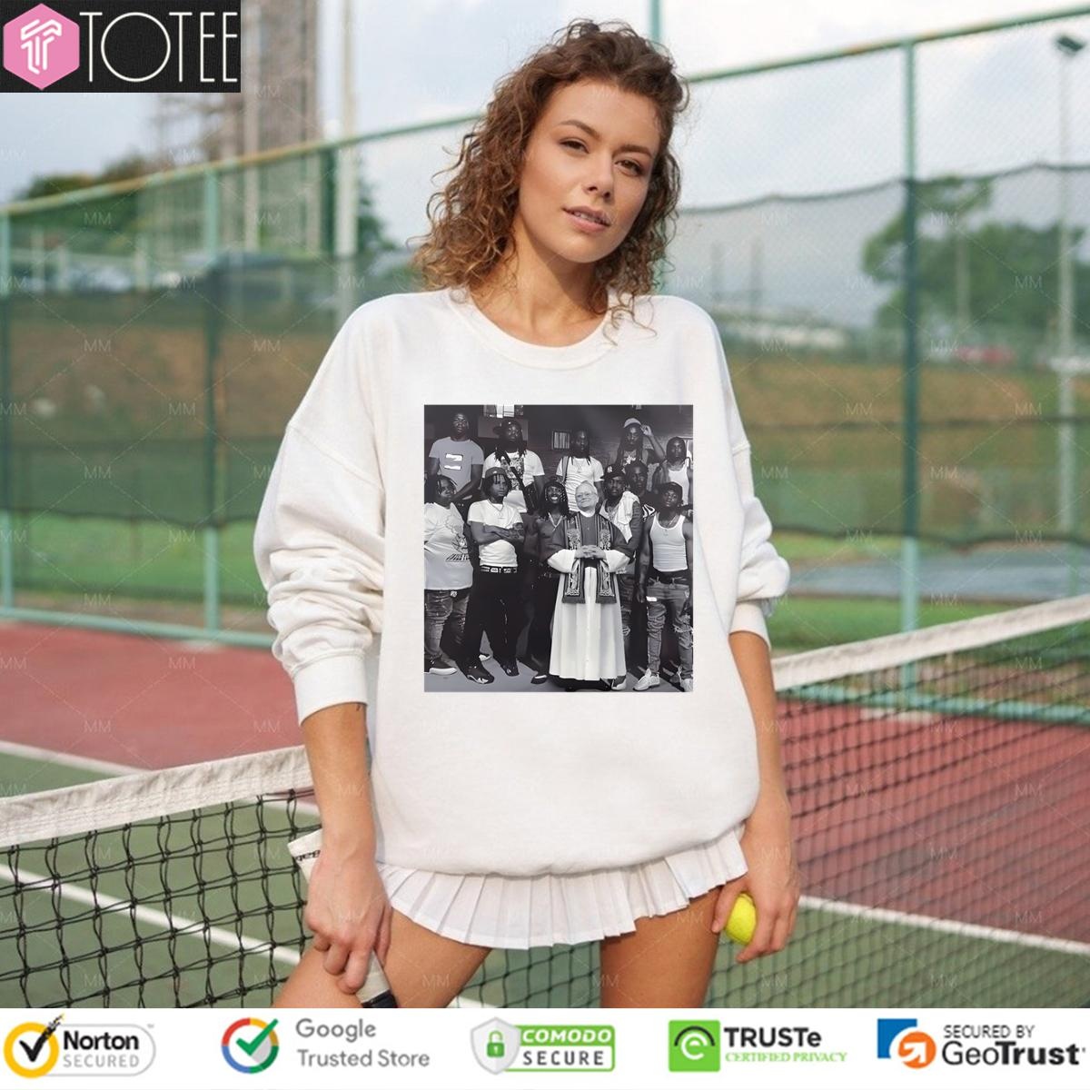 Sweatshirt